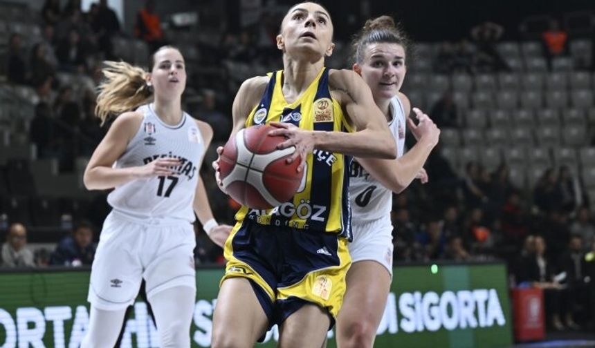 Kadın basketbolda derbinin galibi Fenerbahçe oldu