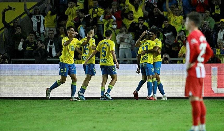 Atletico şokta! Las Palmas 2-1 Atletico Madrid