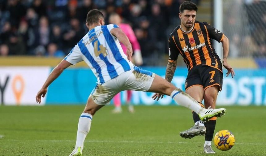 Hull City son dakikada 3 puanı kaptı