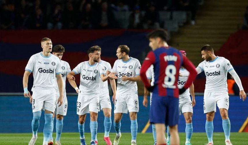 Barcelona'yı 4-2 deviren Girona tekrar liderlik koltuğuna oturdu