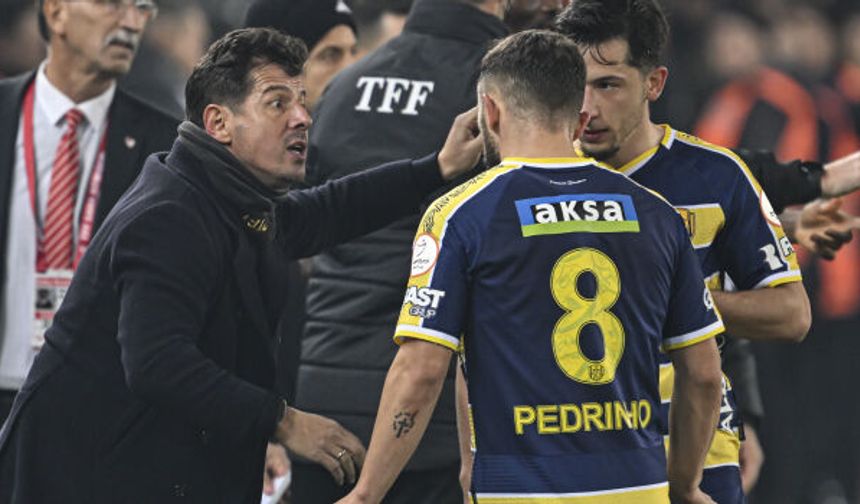 Emre Belözoğlu: Yaşananlardan dolayı çok üzgünüm