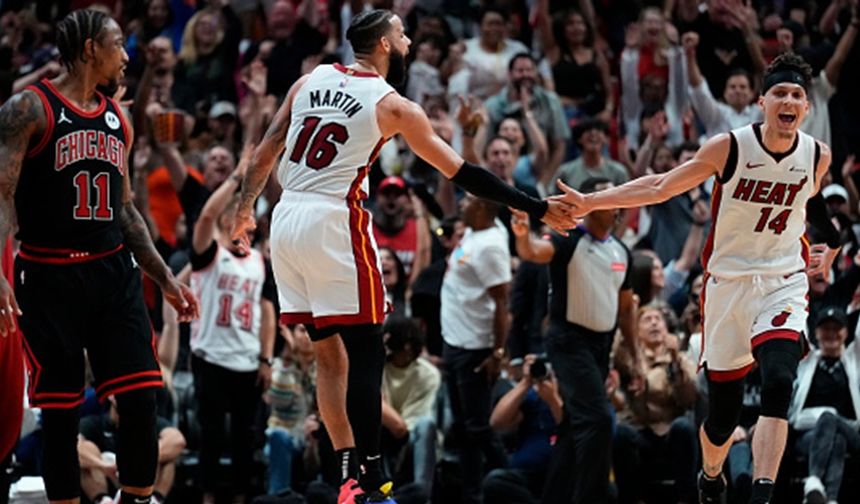 Miami Heat, Chicago Bulls’u farka boğdu ve playoffa kapak attı