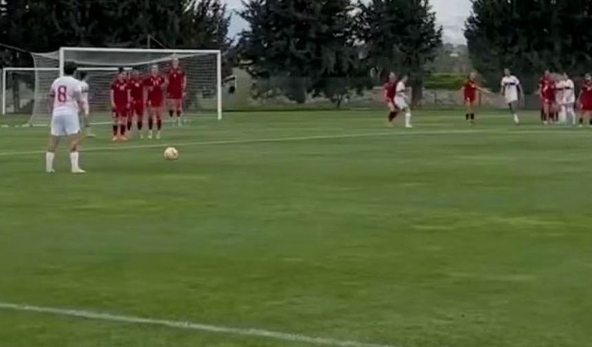 İZLE | Mine Yıldız'dan Ermenistan'a maça damga vuran gol