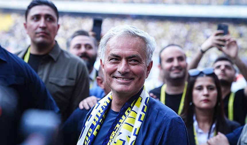 Fenerbahçe'ye çağ atlatacak transfer! Jose Mourinho istedi yönetim alıyor