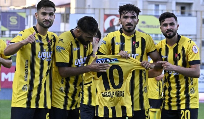 İstanbulspor kazanarak başladı