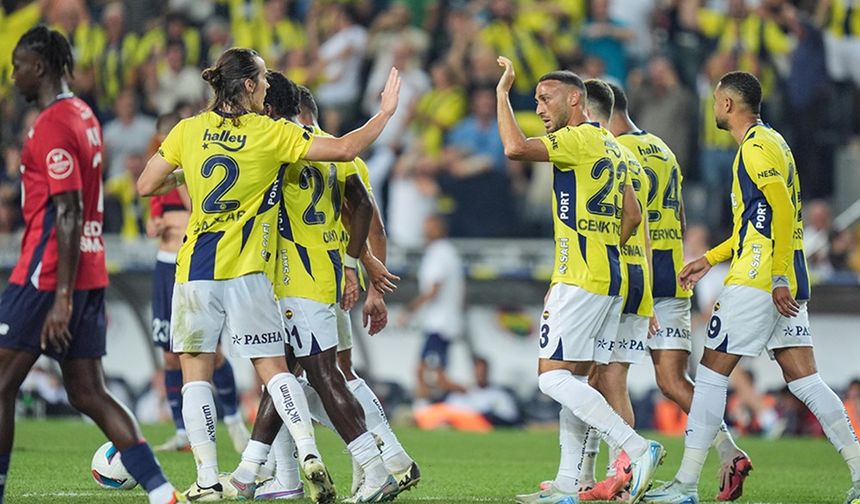 Fenerbahçe son olarak Devler Ligi 3. eleme turu rövanş maçında Lille ile karşılaştı.
Sarı-lacivertli ekip ilk karşılaşmayı deplasmanda oynadı ve 1-0 kaybetti.
Rövanş mücadelesini 1-0 kazanan Kanarya, turu uzatmalara bıraktı.
Burada ise Fenerbahçe, 118. dakikada yediği golle Şampiyonlar Ligi'nden elendi.