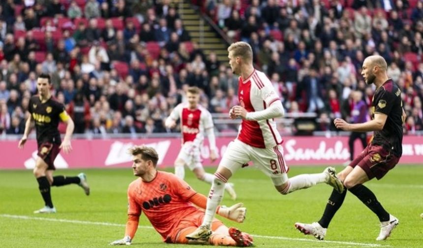 Polisler grev ilan etti: Ajax - FC Utrecht maçı iptal edildi!