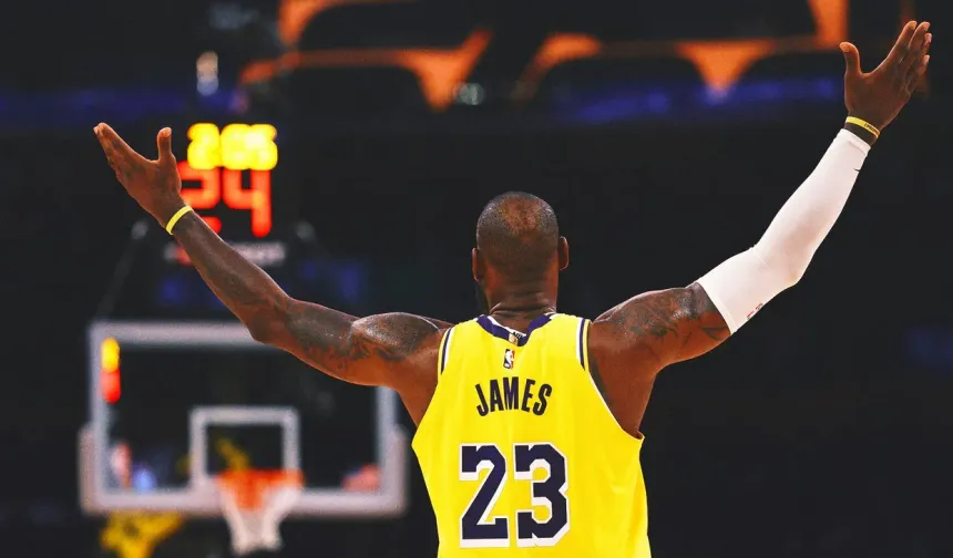 LeBron'dan Bir Rekor Daha: Tarihe Geçti
