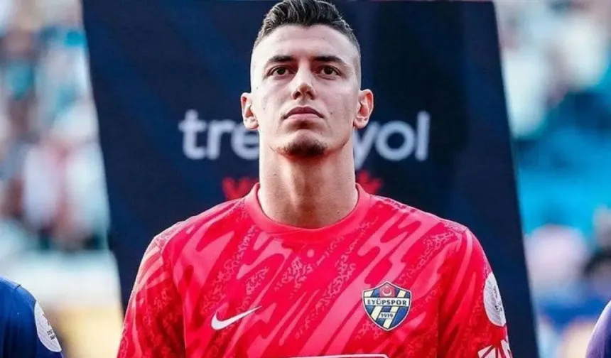 Eyüpspor, Berke Özer ve Luccas Claro'nun sözleşmelerini 2 yıl uzattı