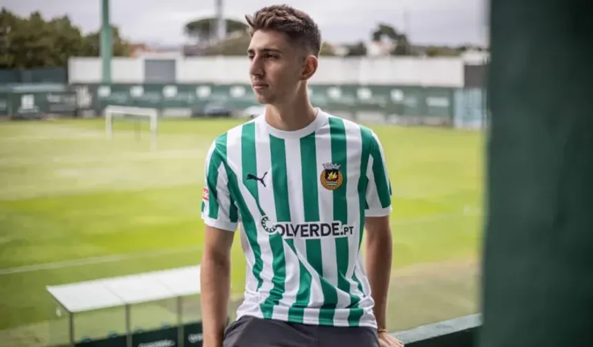 Rio Ave'de ayın futbolcusu Demir Ege Tıknaz!