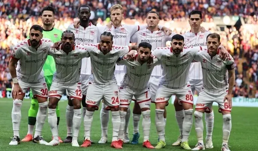 Sivasspor'a 3 dönem transfer yasağı!