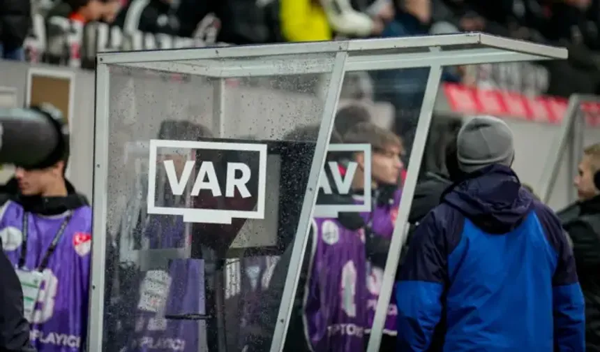 Fenerbahçe x Beşiktaş derbisinin VAR hakemi belli oldu!