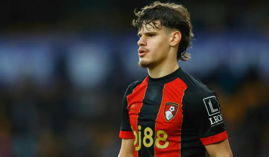 Milos Kerkez, Liverpool ile anlaştı!