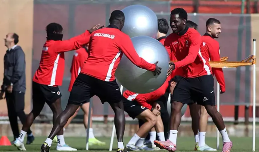 Gençlerbirliği, Beşiktaş maçı hazırlıklarını tamamladı! Eroğlu’ndan son talimatlar