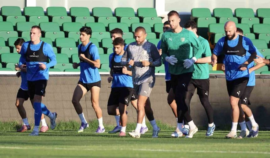 Bodrum FK Teknik Direktörü Burhan Eşer’den Taraftara Çağrı: “Stadı Doldurmalıyız!”
