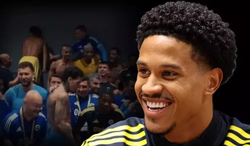 Jayden Oosterwolde'den gündem olan fotoğrafa açıklama: “Tırmanmaya çalışıyordum”