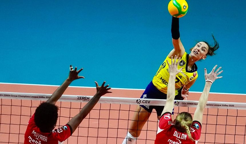 Fenerbahçe, CEV Kadınlar Şampiyonlar Ligi'nde Benfica'yı 3-0 Mağlup Etti