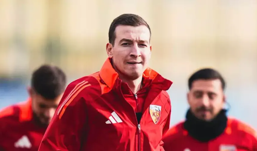 Kayserispor’un yeni transferi Denis Makarov ilk antrenmanına çıktı