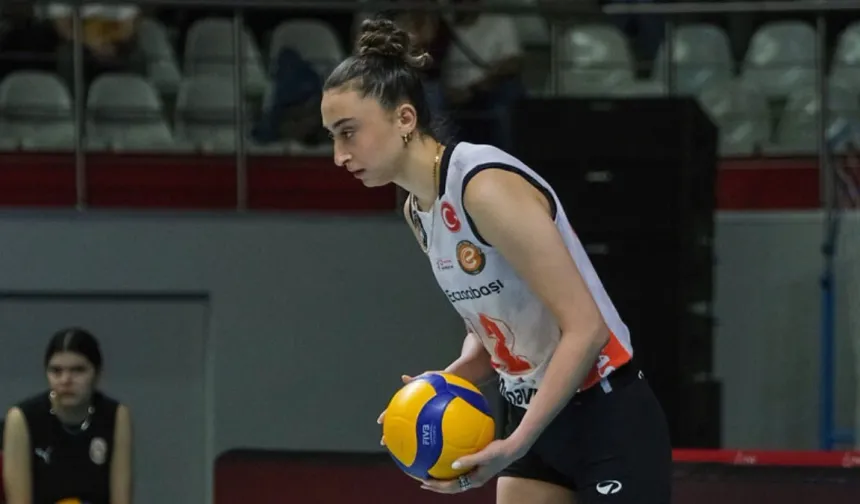 Eczacıbaşı, Elif Şahin’in sözleşmesini uzattı