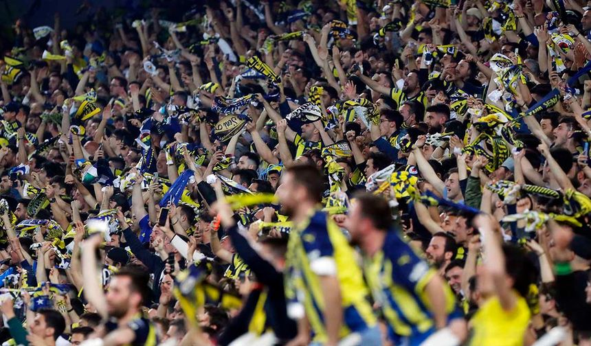 Fenerbahçe'ye Tribün Cezası: 17 Bin 829 Koltuğa Bloke