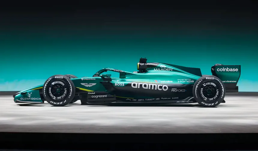 Aston Martin AMR26'yı Tanıttı: "Belirleyici Bir Yeni Adım"