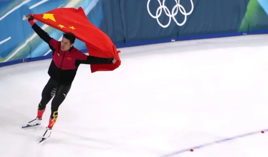 Zhongyan Ning, Rekorla Altın Madalyaya Ulaştı