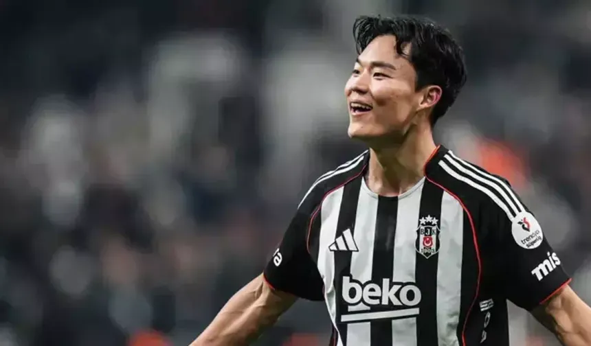 Oh Hyeon-gyu, İmza Gününde Taraftarla Buluşuyor