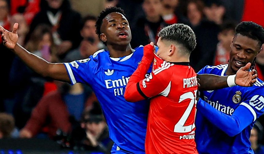 Benfica – Real Madrid Maçında Irkçılık İddiası: Oyun Durdu