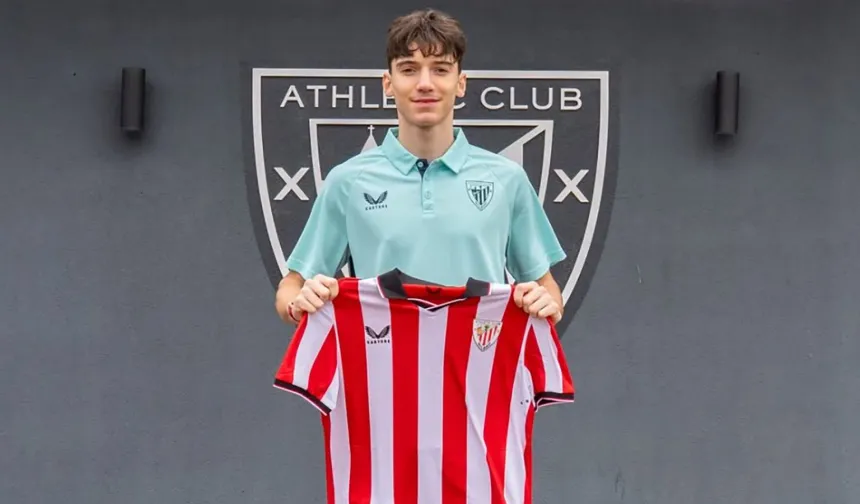 Efe Korkut İmzayı Attı: Bilbao Tarihine Geçti