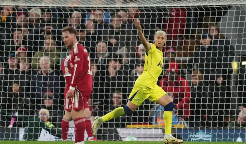 Anfield'da Puanlar Paylaşıldı: Richarlison Tudor'u Kurtardı