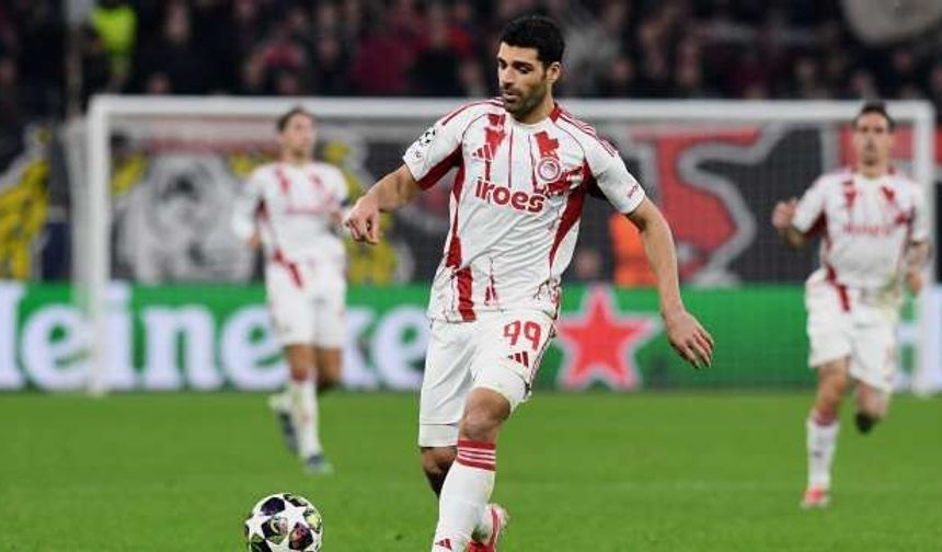 Taremi Cephesinden Net Mesaj! “Atina’da, İşinin Başında”