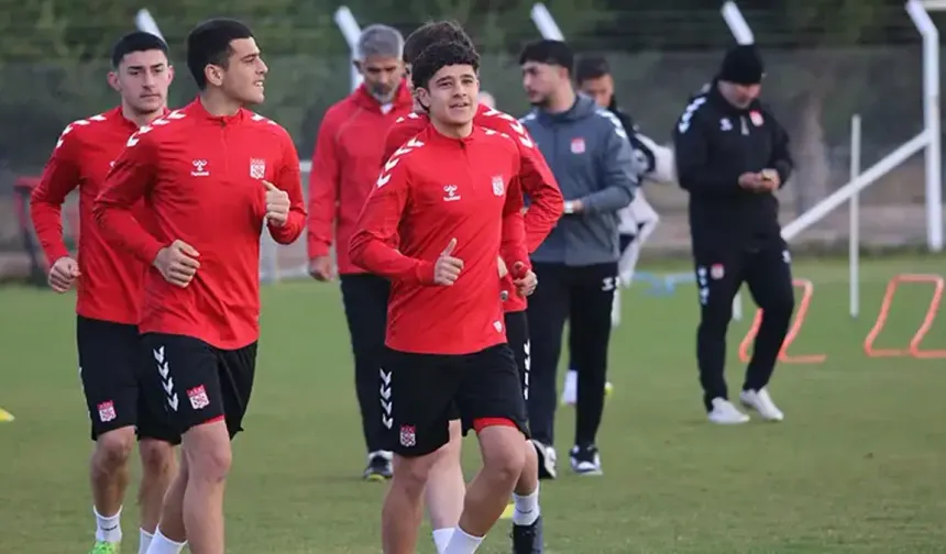 Sivasspor’da Hedef Play-Off: Taşdemir Temkinli Konuştu