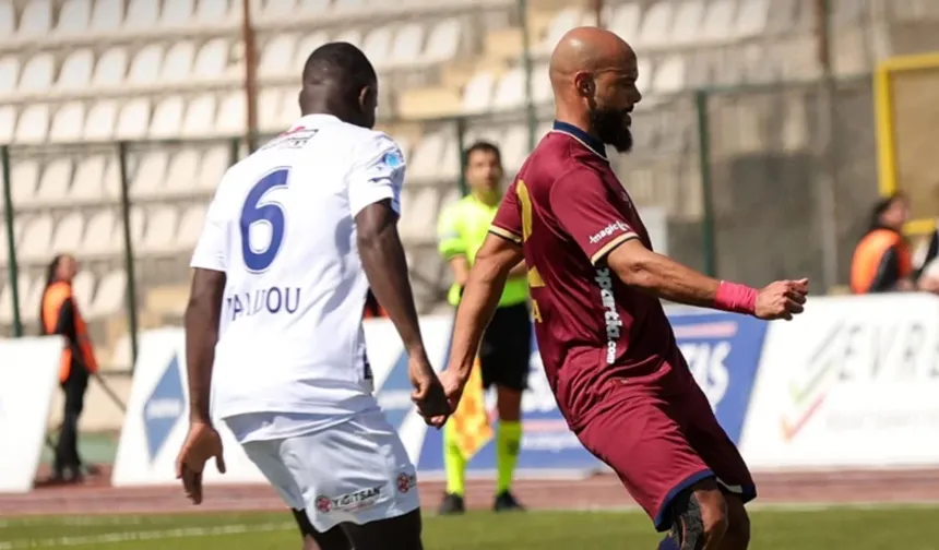 Bandırmaspor ile Sarıyer golsüz berabere kaldı