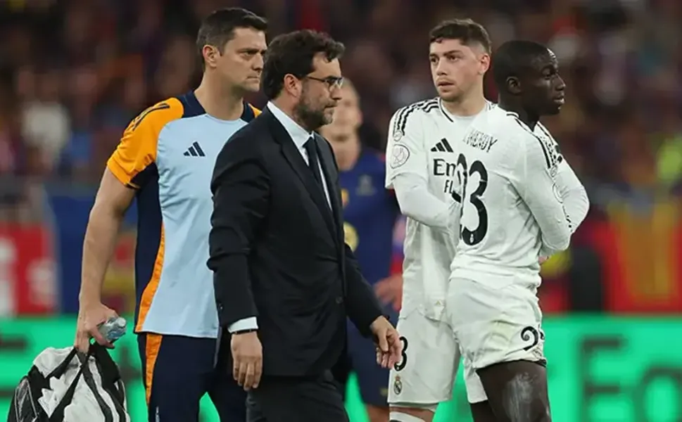 Real Madrid’de Şok Gelişme! Mendy Futbolu Bırakabilir