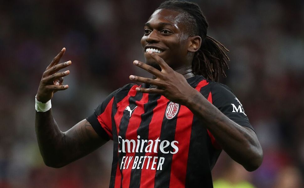 Özel: Rafael Leao İstanbul Hakkında Bilgi Aldı