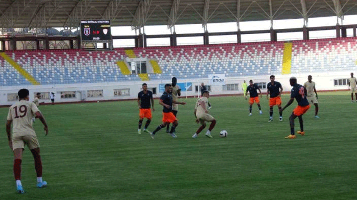 Başakşehir, Al Markhiya'yı mağlup etti