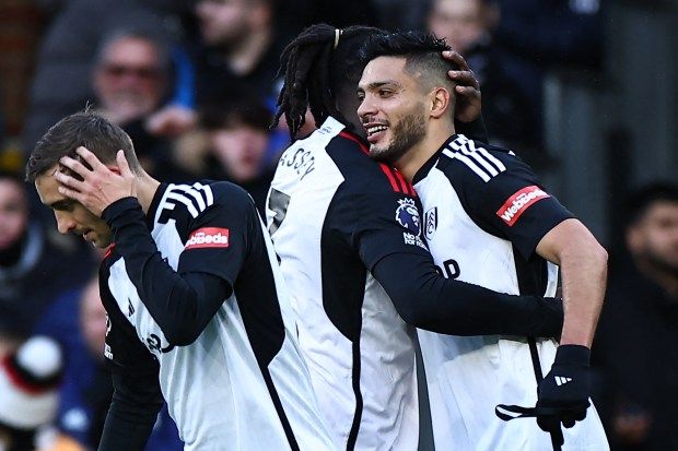 Fulham, West Ham United'ı gole boğdu!