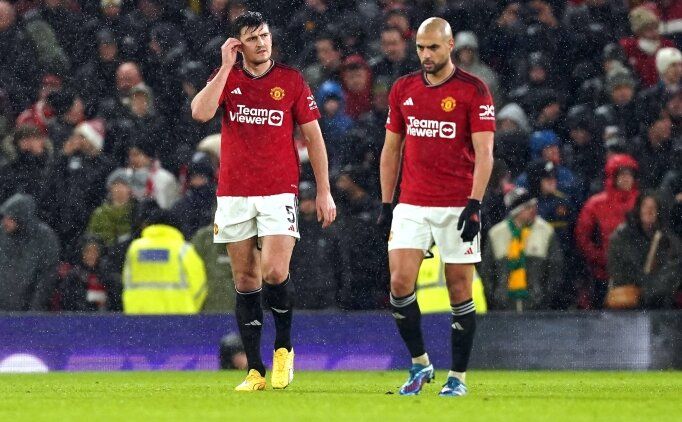 Manchester United, Old Trafford'da şoku yaşadı