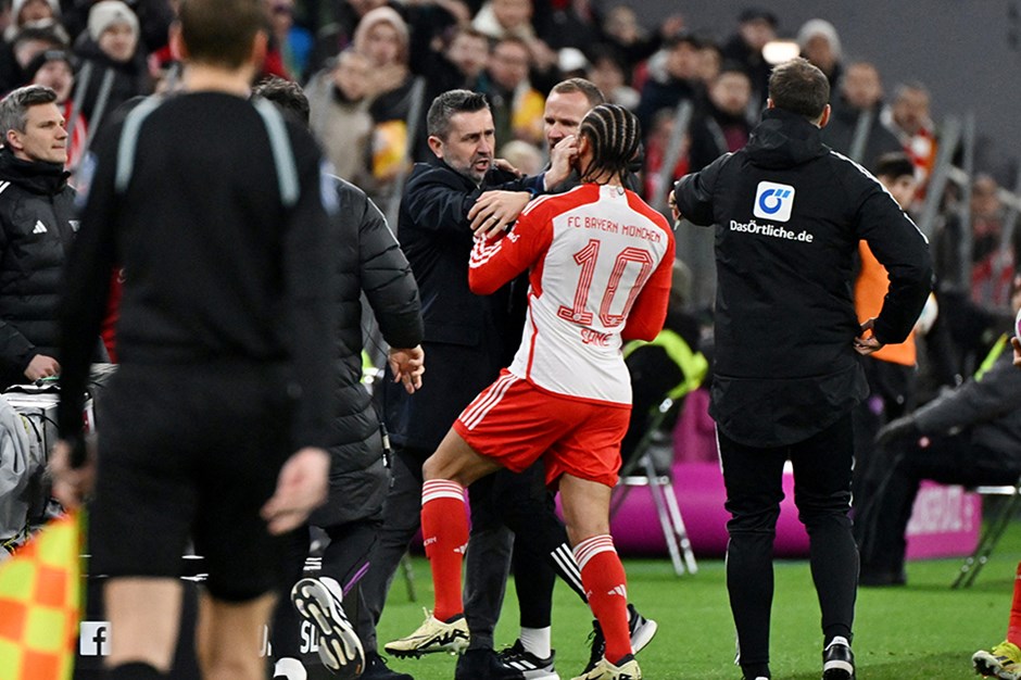 Буква м. Буква м на фоне. Химический анкер 16х200. Изображение буквы а. Буква м на а4.