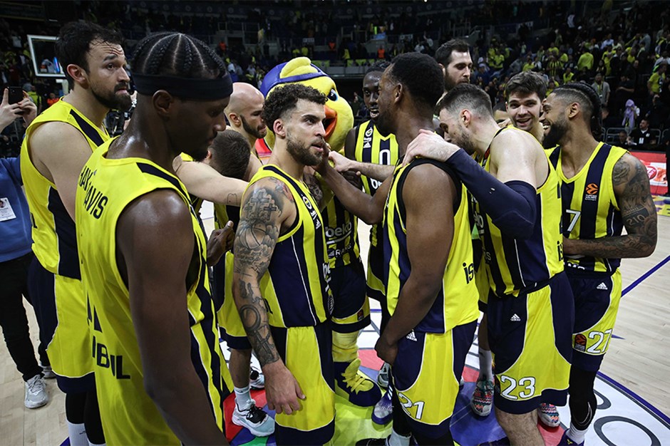 Reeder Samsunspor'un Fenerbahçe Beko'yu konuk edeceği basketbol maçı beIN SPORTS 5 ekranlarında izleyici ile buluşacak. Bu maçı beIN CONNECT ve TOD TV'den de abonelik alarak izleyebilirsiniz.