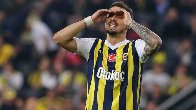 Fenerbahceli Rade Krunic Sampiyonluk Baskisini 17282539 7728 M