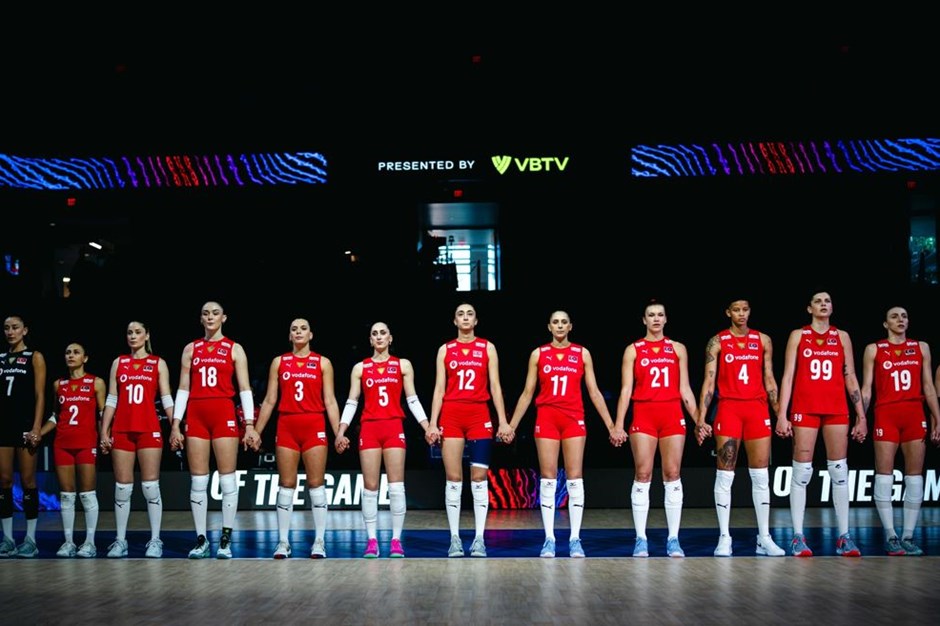 Türkiye İtalya Voleybol Maçı Ne Zaman Saat Kaçta Filenin Sultanları Yarı Final Maçı Canlı Izle