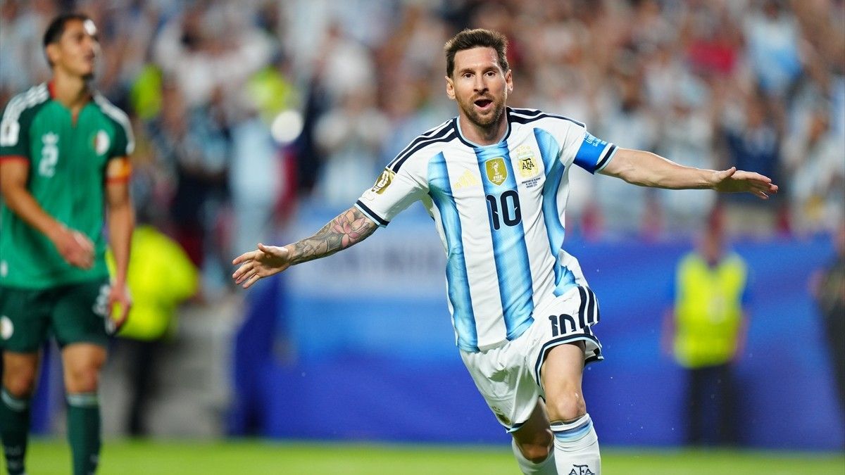 Lionel Messi-9-1