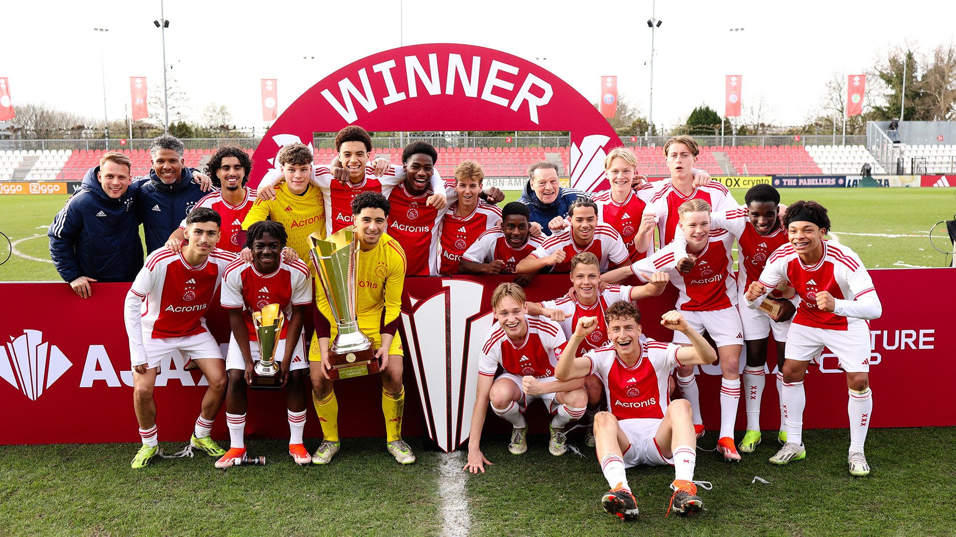 Ajax U17.Jpg