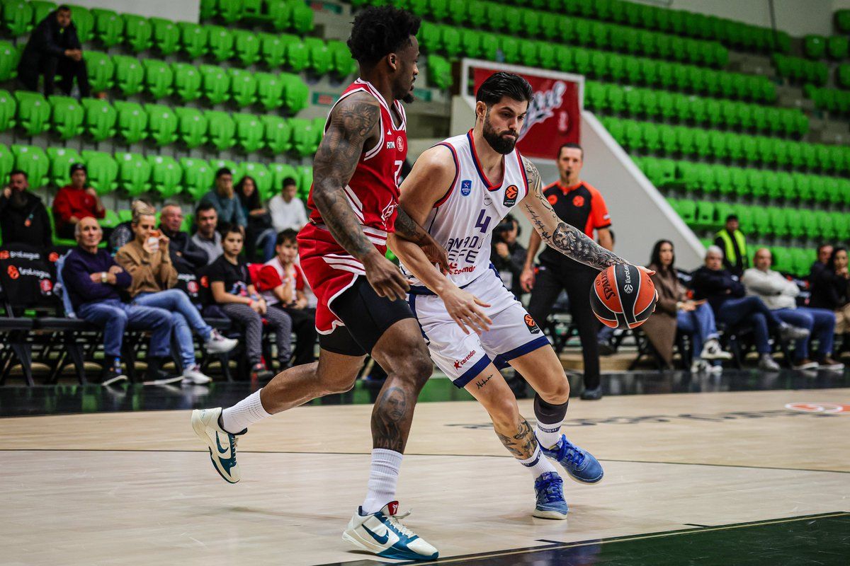 Anadolu Efes-37