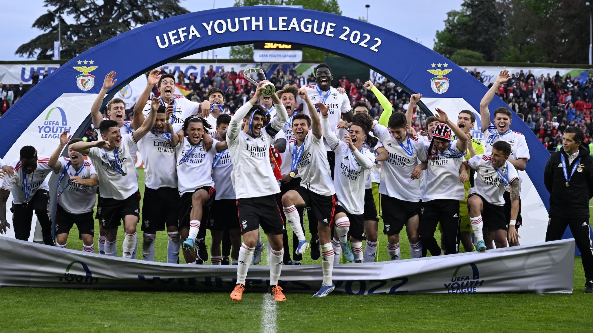 Benfica Youth.jpg